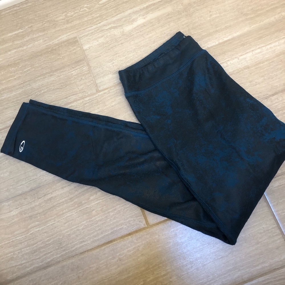 Champion women’s Black Athletic Leggings Duo Dry Blue/Black Tone size L